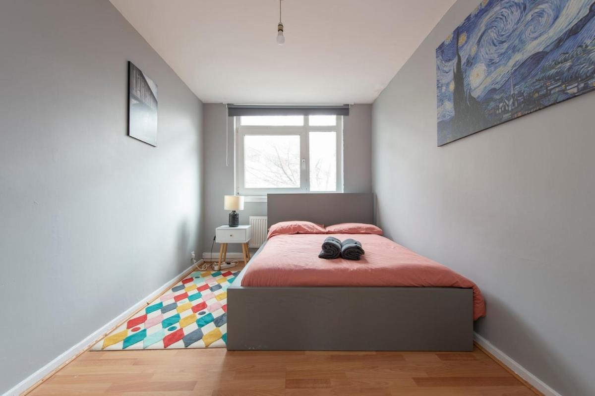 Lovely 2-Bed 20 Mins To Central Londra Dış mekan fotoğraf